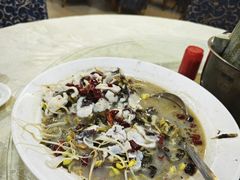 -红旗山庄(圭峰山店)