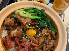 -煲仔皇腊味煲仔饭(经四万达店)