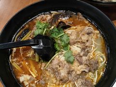 -老妈米线(港龙店)