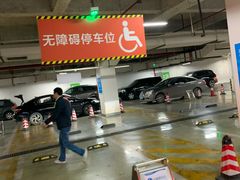 -杭州东站-停车场