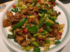 宣威小炒肉-云海肴·汽锅鸡·云南代表菜(天山百盛优客店)