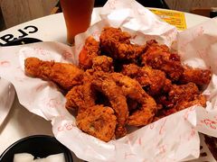 -BHC炸鸡(明洞总店)