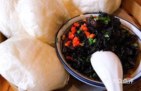 Steamed Buns with Private Recipe Pork