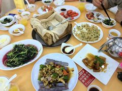 -鹏城人家海鲜酒家·23年老字号(较场尾店)
