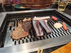 -臻牛烤肉