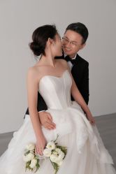 -雪中彩影婚纱摄影·微光艺术中心