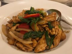 -Thai Pothong Restaurant