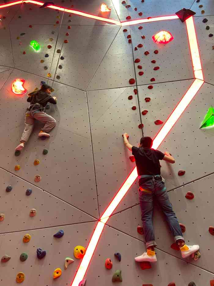 dojump蹦床公园(悦方id mall店)