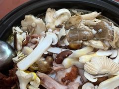 -菌之家·专业纯野生菌火锅·特色炒菌