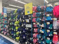 -迪卡侬(西华店)