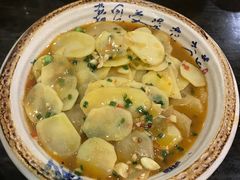 -黄桷树曹家私房菜(江与城店)
