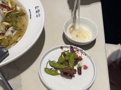 -渔语鱼酸菜鱼新川菜(来福士店)