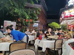 -刘姐啤酒鱼民族演艺餐厅(西街总店)
