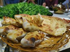 新疆烤包子-新疆伏拉沃餐厅(白龙南路店)