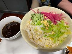 炸酱面-天外天烤鸭店(八角店)