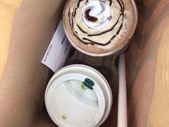 -星巴克(郑州曼哈顿广场店)