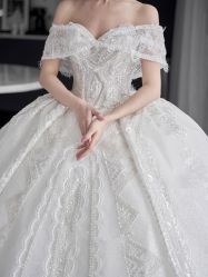 -Renee芮亦婚纱(原丽莎)