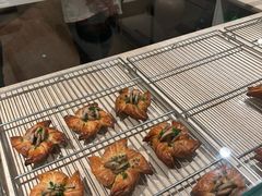 -VERIE BAKEHOUSE
