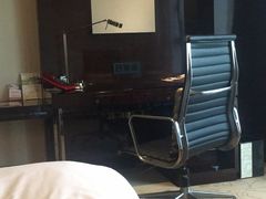 -成都保利公园皇冠假日酒店(熊猫基地店)