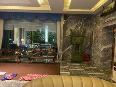 -弘安丽水温泉酒店