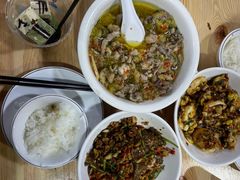 -笨罗卜浏阳菜馆(太平街店)