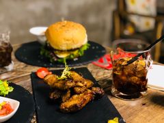 -HIGH FIVE哈福手工汉堡(桂林路店)