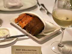 餐前面包黄油-壳里西餐厅Coquille Seafood Bistro(蒙自路店)