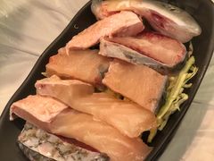 -鲜入围煮花胶鸡海鲜火锅
