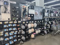 -迪卡侬(越秀公园店)