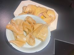 -鲜入唯煮·港式海鲜牛肉火锅(金宝街店)