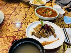 -万重锦·人文川菜馆(骡马市店)