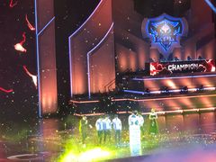 -成都金融城演艺中心