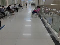 -上海市松江区泗泾医院