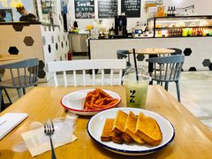 -HELLO 27 意面·沙拉·帕尼尼