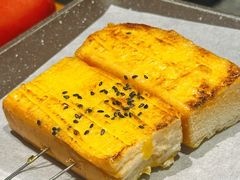 烤面包-岩姐撸串儿·地摊老烧烤(漕宝路店)