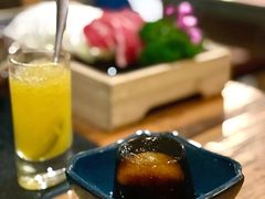 -湊湊火锅·茶憩(南京东路悦荟店)