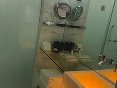 -上海滴水湖皇冠假日酒店