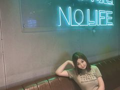 -DEEP·深美式餐吧(五棵松华熙LIVE店)