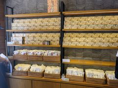 面包甜点陈列柜-茶颜悦色(米粉街店)
