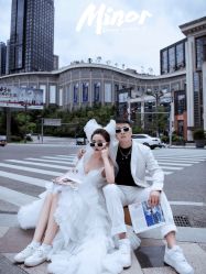 -芭莎视觉婚纱摄影(花溪店)