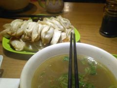 -锅贴王小吃(南大街店)