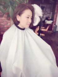 -比优缇发型工作室