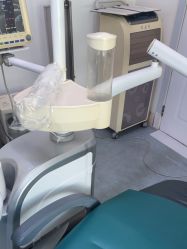 -瑞丽口腔·美学矫正中心