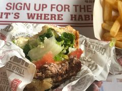 -The Habit Burger Grill 哈比特汉堡(爱琴海店)