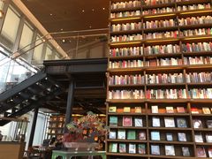 -茑屋书店(天目里店)
