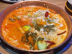 -洱火云南酸菜牛肉火锅(石景山当代商城店)