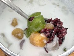 -啰啰冰屋(景洪总店)