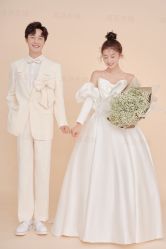 -海派婚纱摄影·婚纱照定制会馆