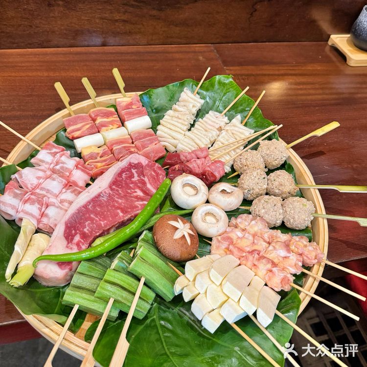 经常请吃饭的漂亮姐姐～