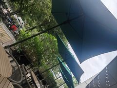 -星巴克臻选(深圳龙华红山天虹店)
